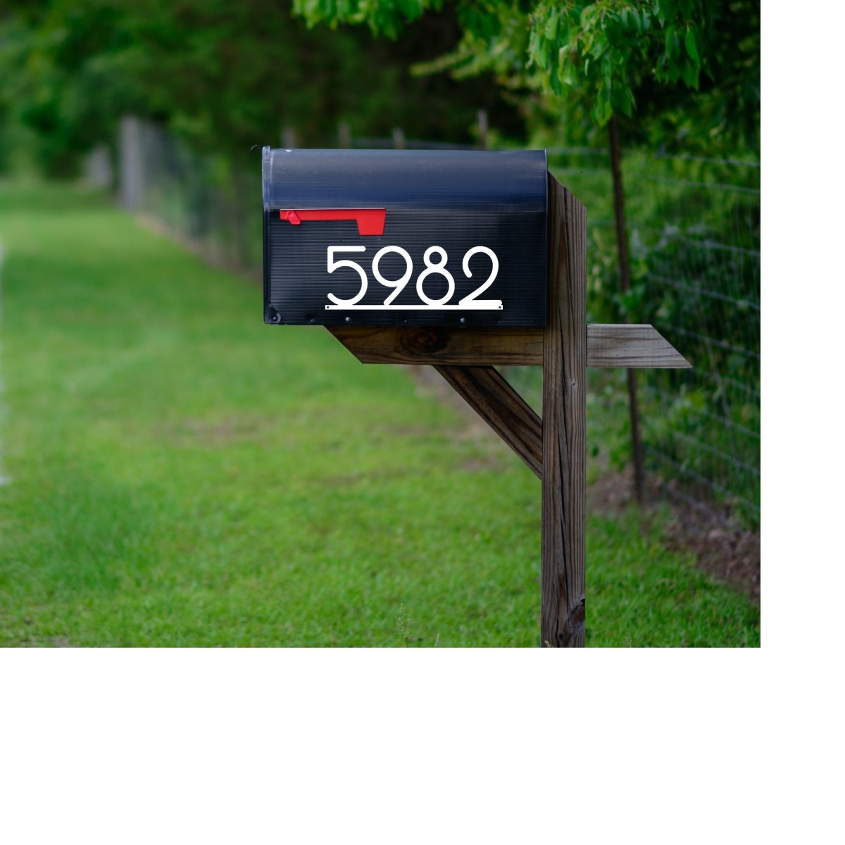 Metal House Numbers Sign with Underline - Simply Royal Design