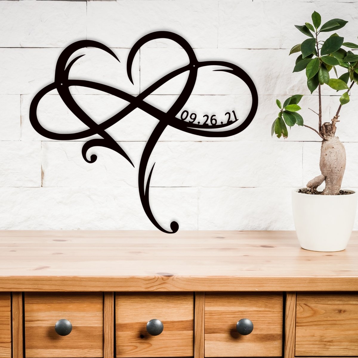 Personalized Infinity Heart Sign with Custom Wedding Date - Simply Royal Design